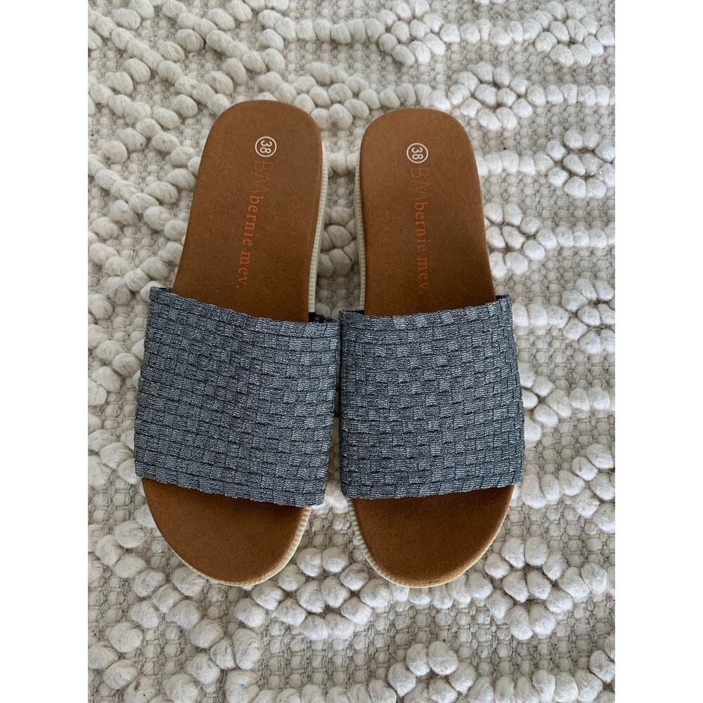 Bernie Mev Capri Slide Metallic Silver Gray Weave Sandal Size 38 US 7.5